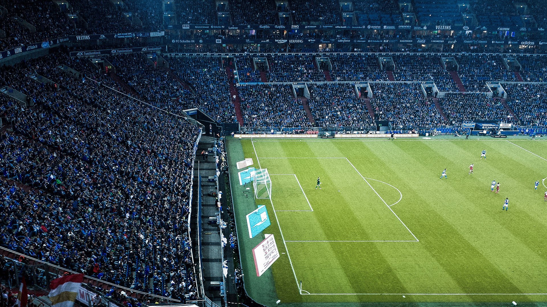 爱游戏体育电竞娱乐-电竞行业的人才需求：选手、教练、解说与运营人员，电竞人才是什么意思